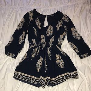 CUTE NAVY ROMPER